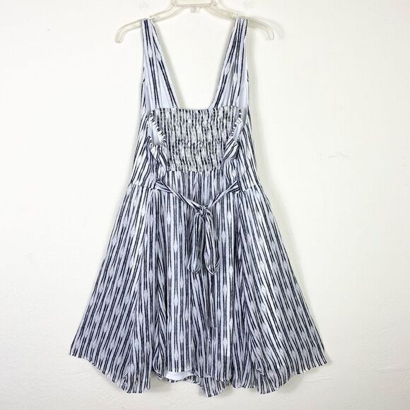 Torrid Black White Gold Patterned Strappy Tie Back A Line Mini Dress Size 4X - Picture 3 of 7